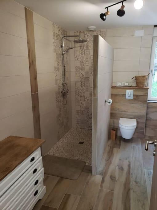 Appartamento Le Bord De Sarre Meuble 3 Etoiles Sarreguemines Esterno foto
